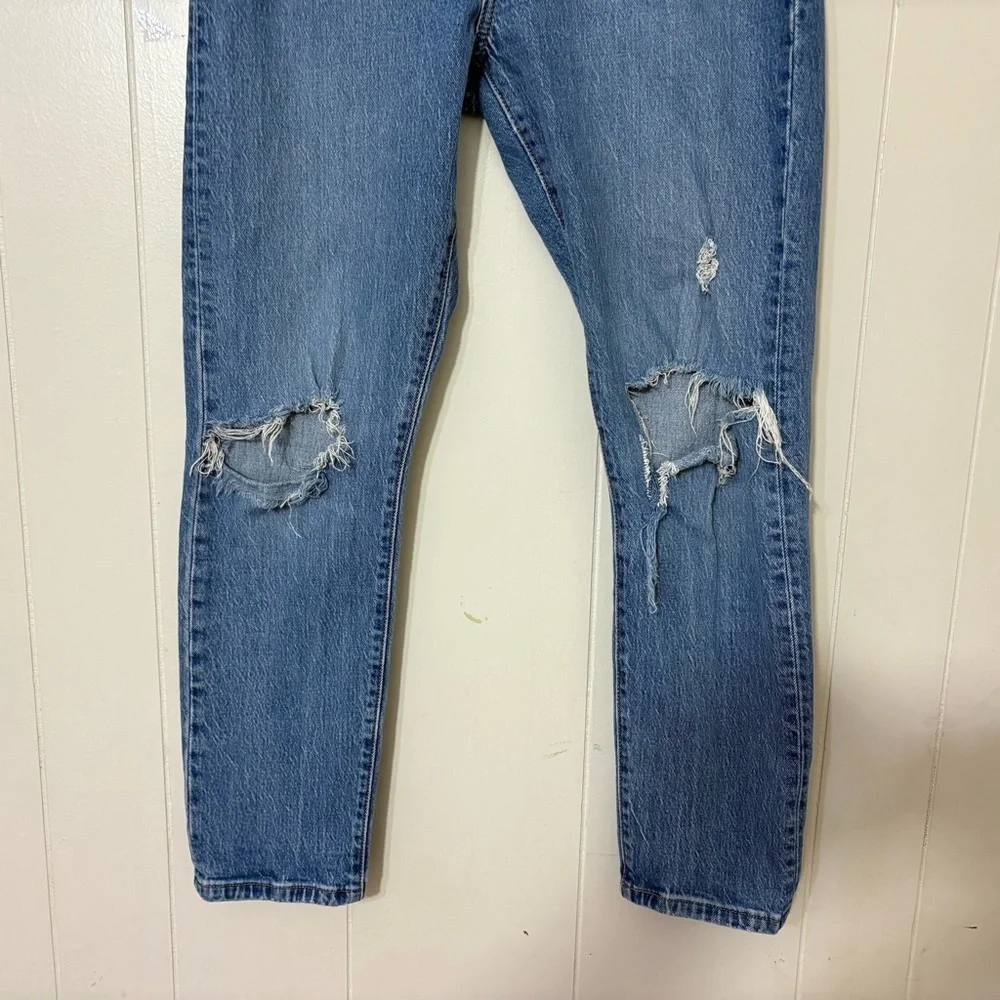 Levi’s 501 Original High Rise Straight Leg Distressed Jeans Women’s Size 30